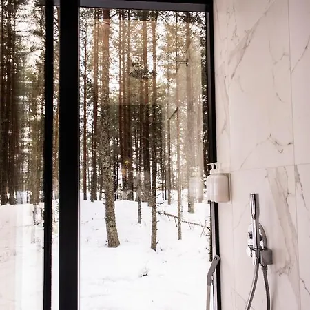 Oeoed Hoetels Laheranna Sume -with Sauna Apartamento Ihasalu