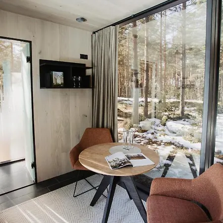 Oeoed Hoetels Laheranna Sume -with Sauna Apartman Ihasalu