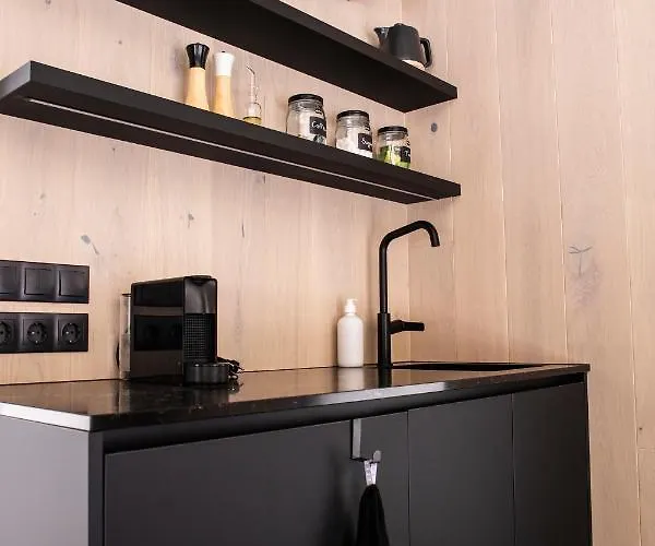 Oeoed Laheranna Sume -with Sauna Apartment